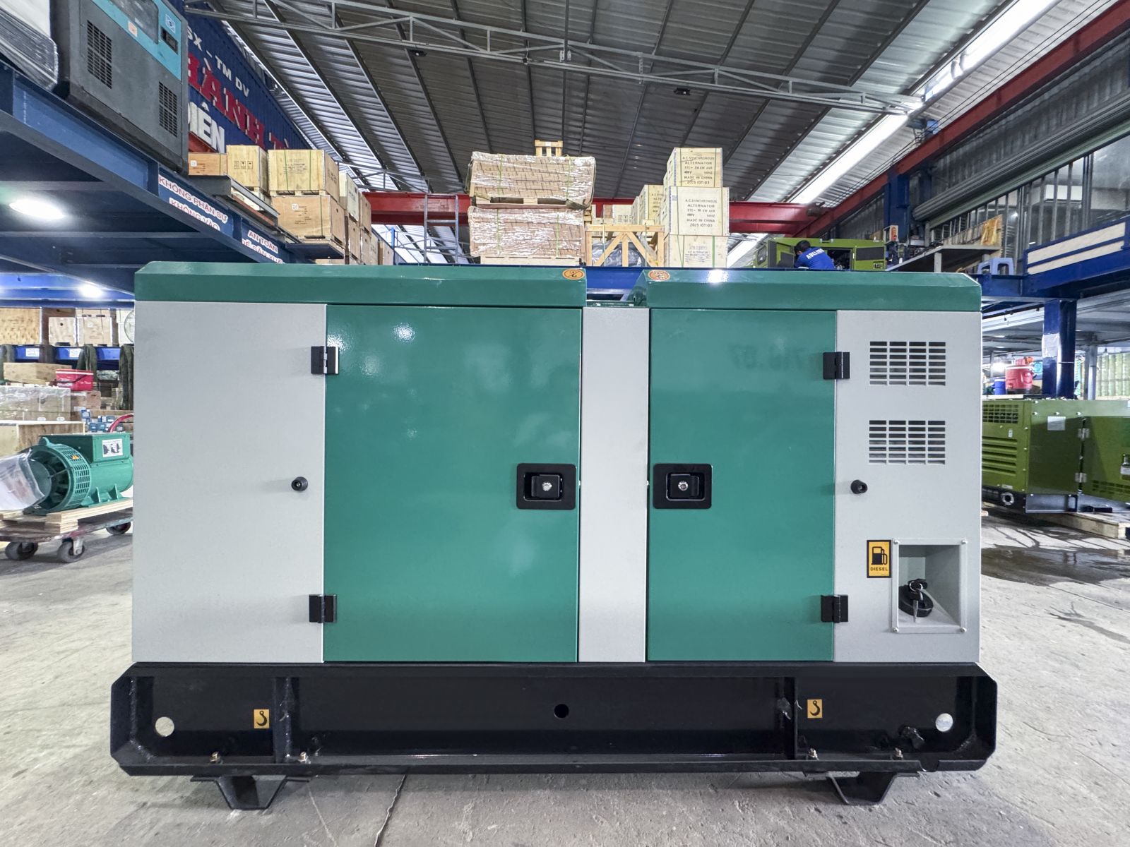 Máy phát điện 30kVA sử dụng động cơ YANMAR - Nhập khẩu mới 100% - Máy 2